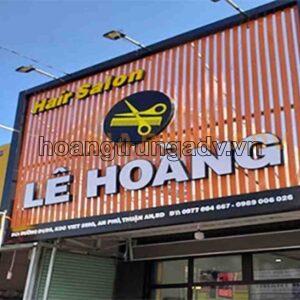 Thi công biển quảng cáo thanh lam tôn giá rẻ