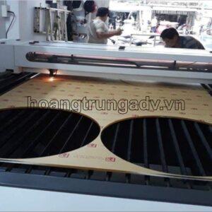 Cắt tấm mica giá rẻ lấy ngay tại hà nội